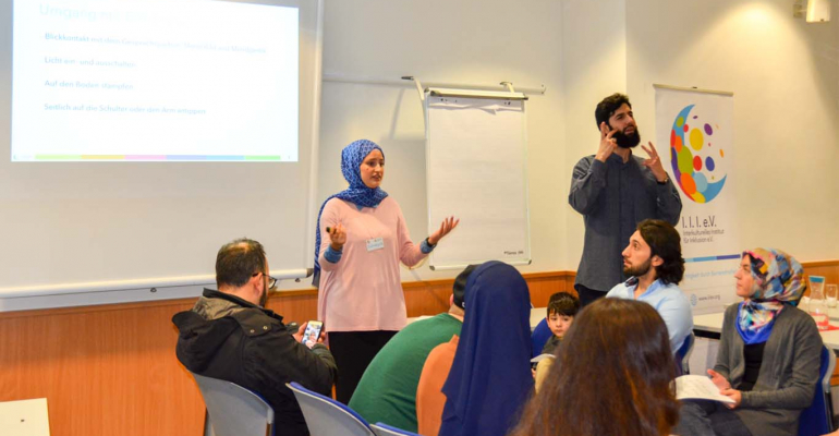 Jung, muslimisch und barrierefrei in die Zukunft!