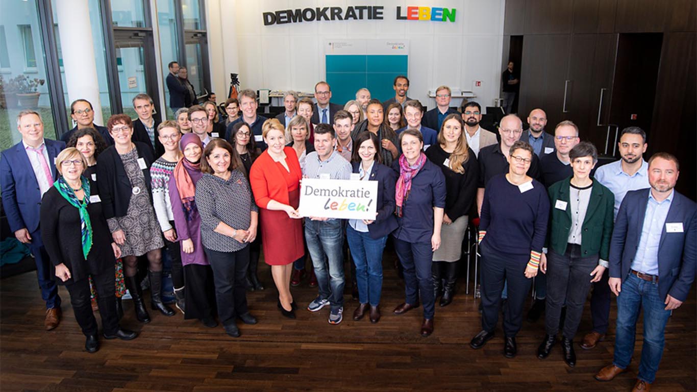 Start des Kompetenznetzwerkes gegen antimuslimischen Rassismus 